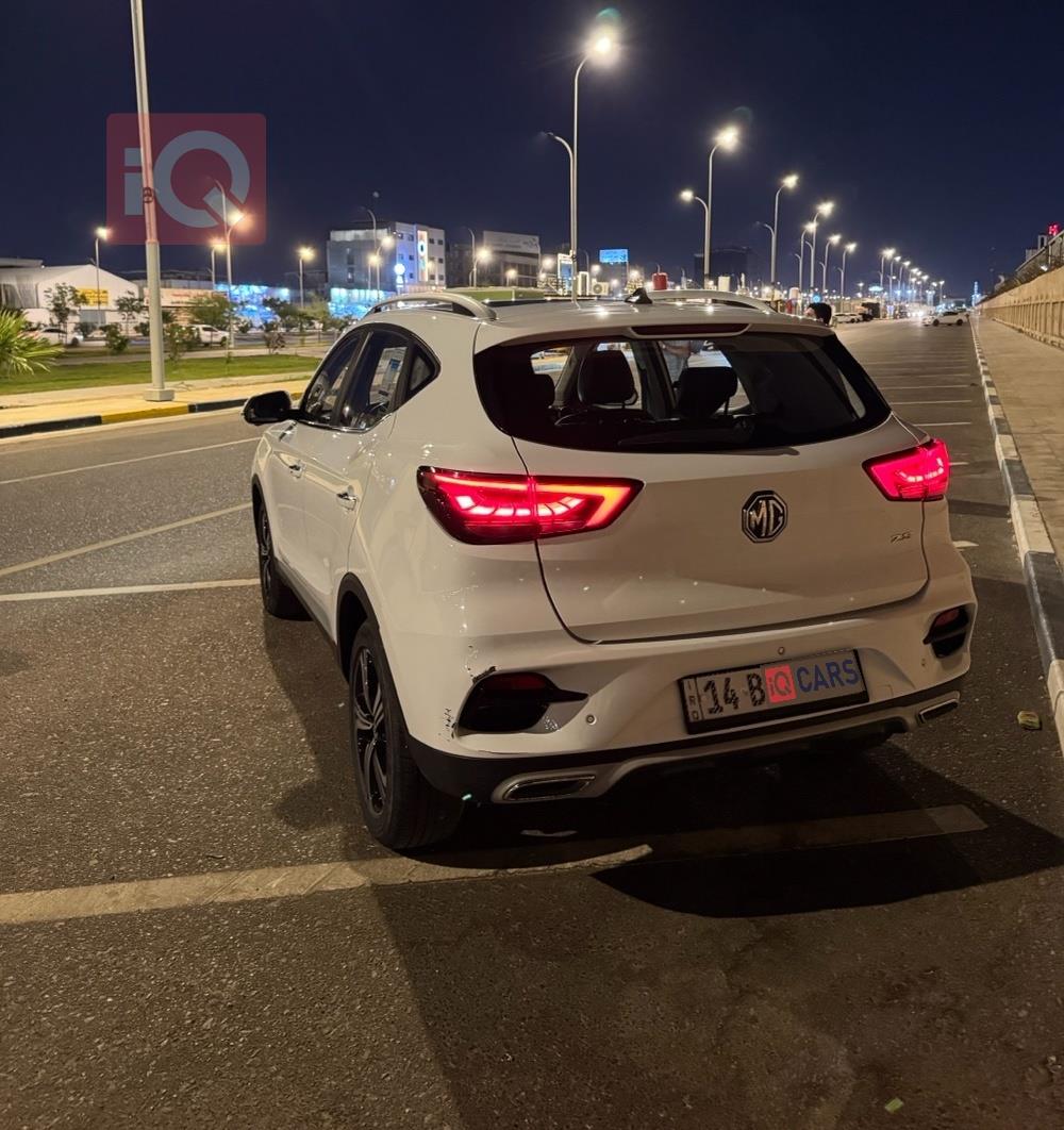 MG ZS